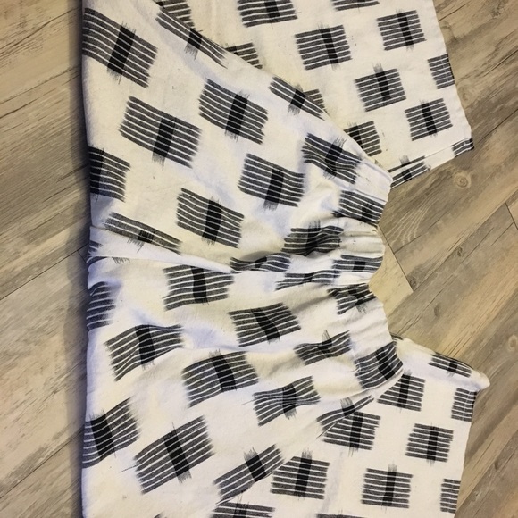 Beige and black wide pants - Picture 4 of 6